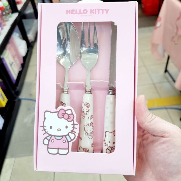 Brand New Sanrio Hello Kitty Dinnerware Set - Picture 1 of 8